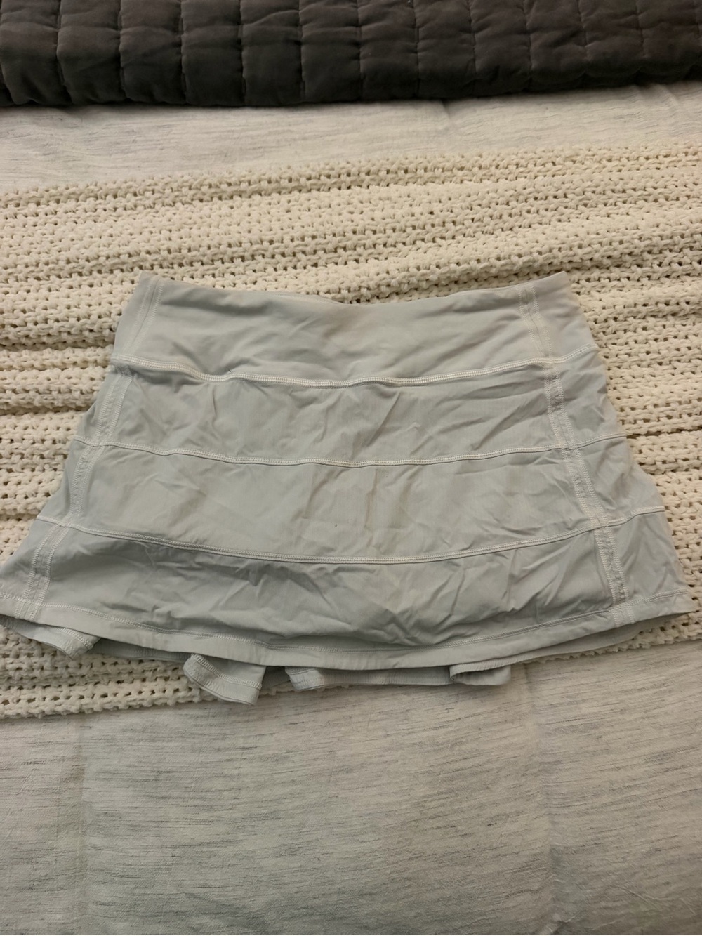 lululemon athletica Women's White Skirt with Zip Pocket - Picture 2 of 3